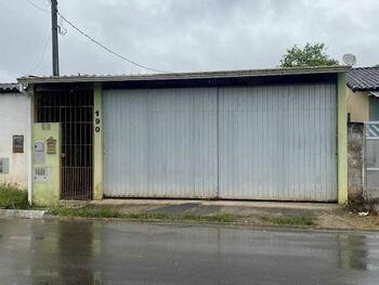 Casa em leilão - Rua Professor José Vicente Bertoli, 190 - Pariquera-açu/SP - Banco Santander Brasil S/A | Z35533