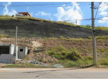 Casa em leilão - Avenida Urbano Bezana, 77 - Itatiba/SP - Tribunal de Justiça do Estado de São Paulo | Z35555