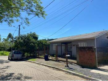 Casa em leilão - Rua Anita Garibaldi, 110 - Montenegro/RS - Banco Santander Brasil S/A | Z35513