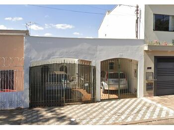 Casa em leilão - Rua Marechal Deodoro, 591 - Uberaba/MG - Banco Bradesco S/A | Z35456