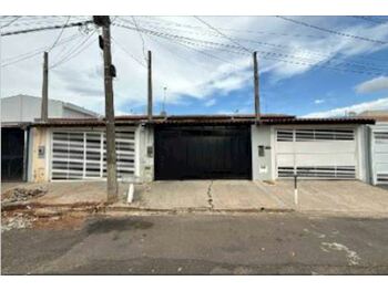 Casa em leilão - Rua Alcindo Salles, 36 - Marília/SP - Banco Santander Brasil S/A | Z35533