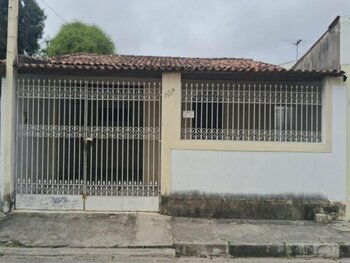 Casa em leilão - Rua Caxias, 107 - Feira de Santana/BA - Banco Cooperativo Sicoob S.A. | Z35543