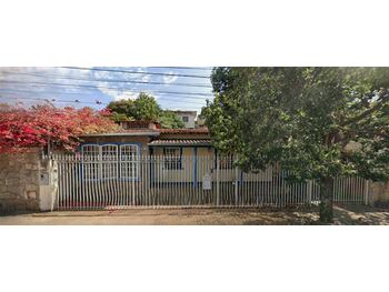 Casa em leilão - Rua Doutor Jair Guaraci, 496 - Lavras/MG - Banco Santander Brasil S/A | Z35533