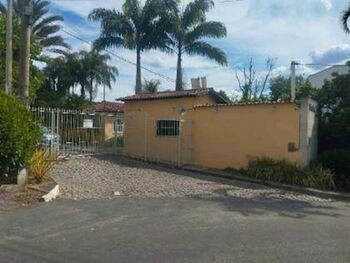 Casa em leilão - Praça Pedro Antonio De Novaes, 70 - Itaboraí/RJ - Banco Santander Brasil S/A | Z35533