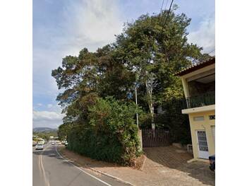 Casa em leilão - Avenida Henrique Monat, 862 - Caxambu/MG - Banco Santander Brasil S/A | Z35513