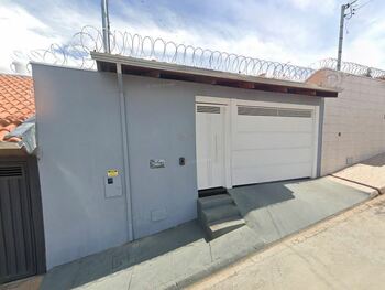 Casa em leilão - Rua Odécio Vilela, 37 - São João Batista do Glória/MG - Itaú Unibanco S/A  | Z35361