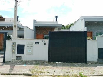 Casa em leilão - Rua Francisco Haag, 670 - Brusque/SC - Banco Santander Brasil S/A | Z35533