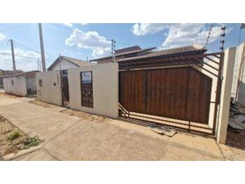 Casa em leilão - Rua Das Andirobas, 796 - Nova Mutum/MT - Banco Santander Brasil S/A | Z35533