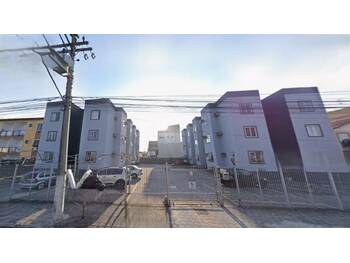 Apartamentos e Flats em leilão - Rua Maria do Carmo R Barreto, 20 - Campos dos Goytacazes/RJ - Banco Santander Brasil S/A | Z35513