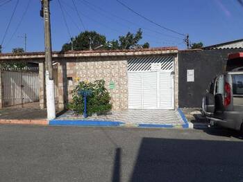 Casa em leilão - Rua Arnaldo Perticarati, 493 - Praia Grande/SP - Banco Santander Brasil S/A | Z35513