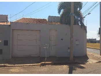 Casa em leilão - Rua Geraldo dos Reis Teles, 16 - Uberaba/MG - Itaú Unibanco S/A  | Z35622