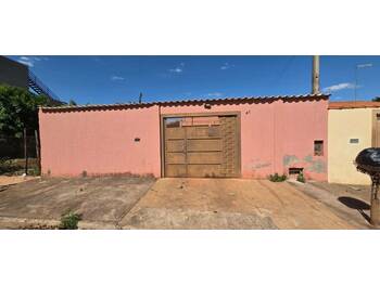 Casa em leilão - Rua Jandira Furlan de Oliveira, 41 - Jardinópolis/SP - Banco Santander Brasil S/A | Z35513