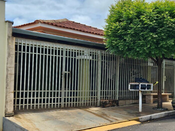 Casa em leilão - Travessa Antônio Marcos Gomes, 48 - Piacatu/SP - Banco Cooperativo Sicoob S.A. | Z35599