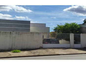 Casa em leilão - Avenida Integração Três, 564 - Cuiabá/MT - Banco Bradesco S/A | Z35825