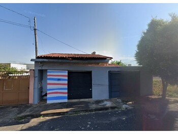 Casa em leilão - Rua Aracaju, 240 - Uberlândia/MG - Banco Bari de Investimentos e Financiamentos S/A | Z35911