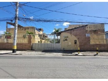 Casa em leilão - Rua Walter da Silva Maia, 760 - Lauro de Freitas/BA - Itaú Unibanco S/A  | Z35622