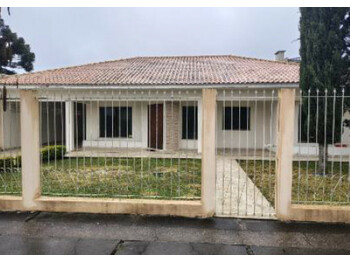Casa em leilão - Rua Arthur Gomes Machado, 500 - Castro/PR - Banco Santander Brasil S/A | Z35760