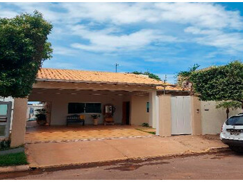 Casa em leilão - Rua Adão Riograndino Mariano Salles, 123 - Rondonópolis/MT - Creditas Soluções Financeiras Ltda | Z35783
