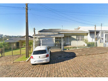 Casa em leilão - Rua Mirim, 41 - Carazinho/RS - Banco Bari de Investimentos e Financiamentos S/A | Z35911