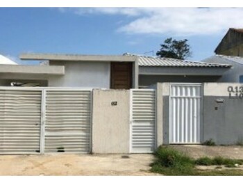 Casa em leilão - Rua Capitão Felippe José Sales de Almeida, 12 - São Pedro da Aldeia/RJ - Itaú Unibanco S/A  | Z35906