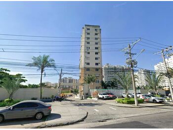Apartamentos e Flats em leilão - Avenida Pastor Martin Luther King Jr, 6400 - Rio de Janeiro/RJ - Banco Bradesco S/A | Z35851
