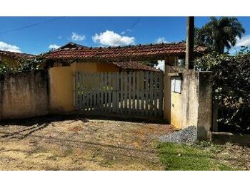 Casa em leilão - Rua Glória Duarte, 86 - São Roque/SP - Itaú Unibanco S/A  | Z35842