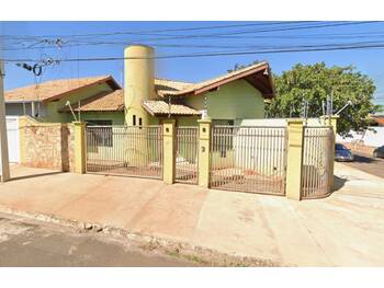Casa em leilão - Rua Epitácio Pessoa, 160 - Campo Grande/MS - Banco Santander Brasil S/A | Z36181