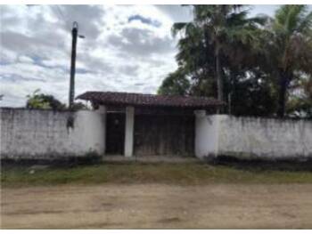 Casa em leilão - Rua Caio Estevão, 2123 - São Lourenço da Mata/PE - Banco Santander Brasil S/A | Z36181