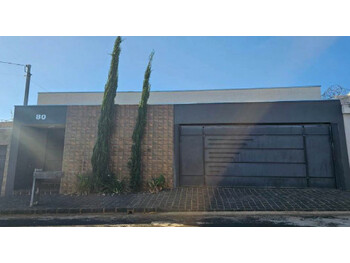 Casa em leilão - Rua Cascia, 80 - Uberlândia/MG - Banco Bradesco S/A | Z36136