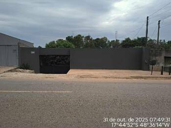 Casa em leilão - Avenida Serra Negra, 700 - Caldas Novas/GO - Banco Santander Brasil S/A | Z36181