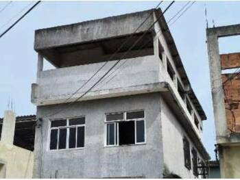 Casa em leilão - Rua Haiffa, 8 - Duque de Caxias/RJ - Banco Santander Brasil S/A | Z36181