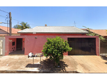 Casa em leilão - Rua Justino Carnevalle, 194 - Ourinhos/SP - Banco Bradesco S/A | Z36400