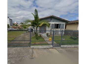 Casa em leilão - Rua Liseo Martinelli, 90 - Criciúma/SC - Tribunal de Justiça de Santa Catarina | Z36498