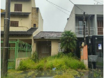 Casa em leilão - Rua Attilio Bettio, 59 - Porto Alegre/RS - Opea Securitizadora S/A | Z36289