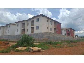 Apartamentos e Flats em leilão - Rua Tarek, s/n - Luziânia/GO - Banco Santander Brasil S/A | Z36378