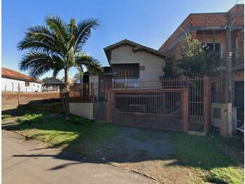 Casa em leilão - Rua Félix Guerra, 262 - Carazinho/RS - Banco Santander Brasil S/A | Z36506