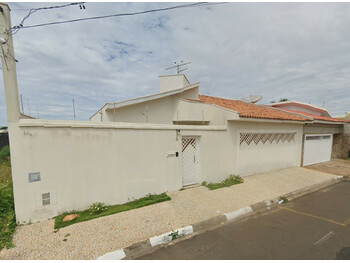 Casa em leilão - Rua José Salomoni, 920 - Franca/SP - Banco Santander Brasil S/A | Z36181