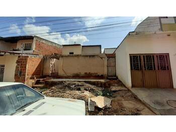 Casa em leilão - Rua Juscelino Kubitschek, 91 - Salgueiro/PE - Banco Santander Brasil S/A | Z36378