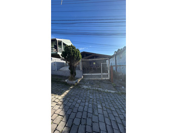 Casa em leilão - Rua Mari Ruffato, 689 - Caxias do Sul/RS - RIZA II SECURITIZADORA S.A | Z36409