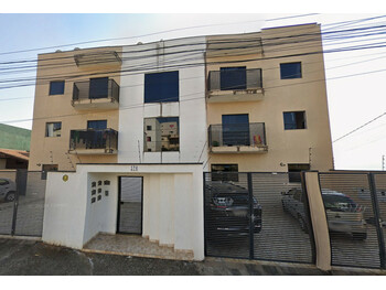 Apartamentos e Flats em leilão - Rua José Vitor Domingos, 276 - Pouso Alegre/MG - RIZA II SECURITIZADORA S.A | Z36409