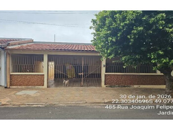 Casa em leilão - Rua Joaquim Felipe de Mello, 4-99 - Bauru/SP - Banco Bradesco S/A | Z36477