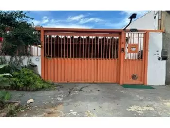 Rua dos Cajueiros, s/n, Vila Cruzeiro do Sul, Aparecida de Goiânia - GO.