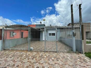 Casa em leilão - Rua Professora Maria Belmira Peres Dias, 457 - Pelotas/RS - Banco Santander Brasil S/A | Z36650