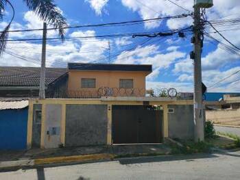Casa em leilão - Rua São Paulo, 440 - Várzea Paulista/SP - Banco Santander Brasil S/A | Z36506