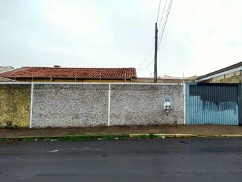 Casa em leilão - Rua José Santiago, 11-26 - Bauru/SP - Banco Santander Brasil S/A | Z36650