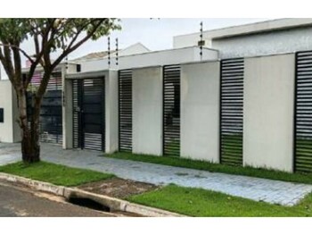 Casa em leilão - Rua Alameda Emílio Garrastazu Médici, 1086 - Sorriso/MT - Itaú Unibanco S/A  | Z36733