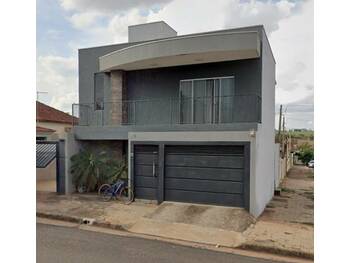 Casa em leilão - Avenida do Café, 718 - Cafelândia/SP - Banco Santander Brasil S/A | Z36650