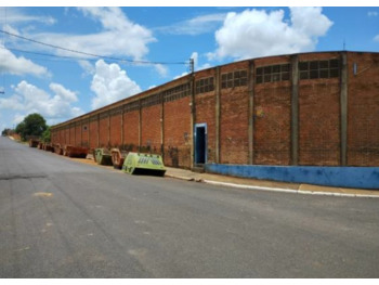 Prédio Comercial em leilão - Rua Margarida Rolck Brunelli, 153 - Bebedouro/SP - Banco Cooperativo Sicoob S.A. | Z36630