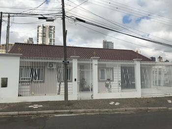 Casa em leilão - Rua Nicolau Florenski, 174 - Ponta Grossa/PR - Banco Santander Brasil S/A | Z36650