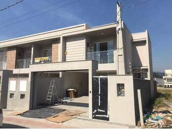 Casa em leilão - Rua Gelasio Ottickir, 181 - Gaspar/SC - Banco Santander Brasil S/A | Z36650